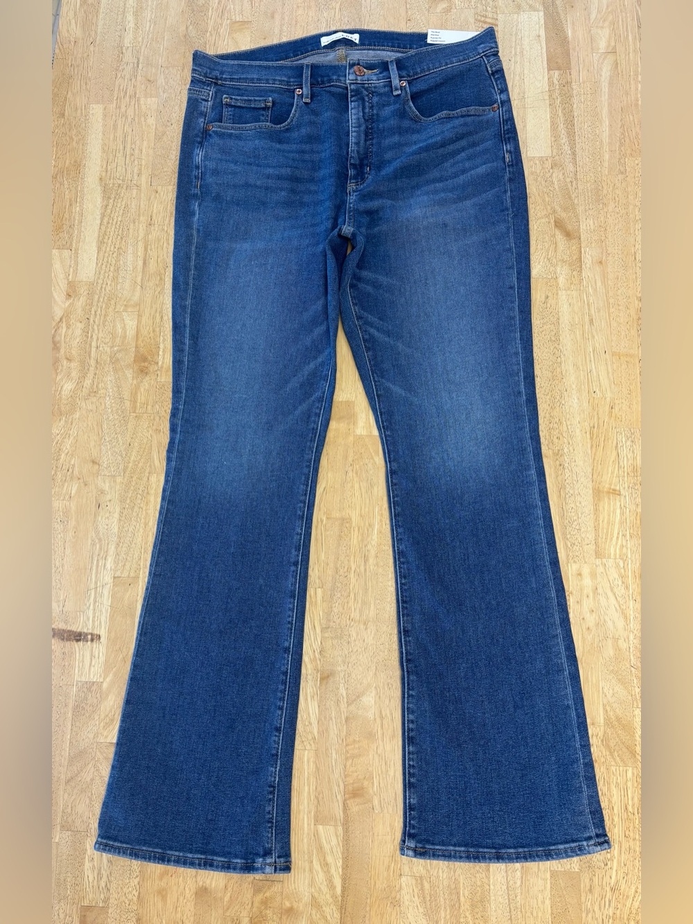 LOFT The Boot Mid Rise Bootcut Jeans Medium Wash Denim NWT Size 31 12 Regular